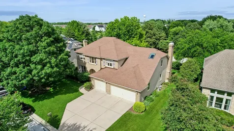 6127 Tyrnbury Drive Lisle IL 60532