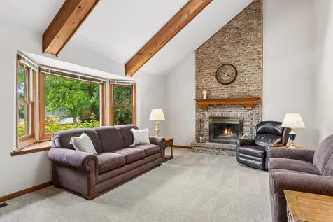 6127 Tyrnbury Drive Lisle IL 60532