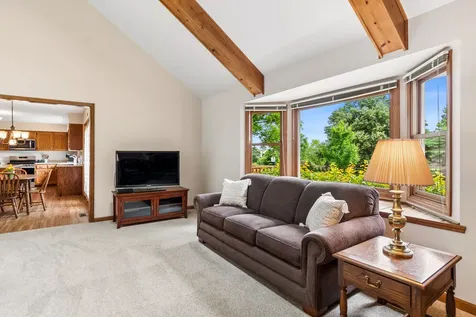 6127 Tyrnbury Drive Lisle IL 60532