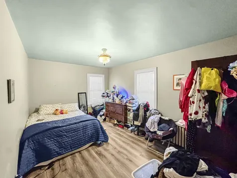 1141 Victoria Avenue North Chicago IL 60064