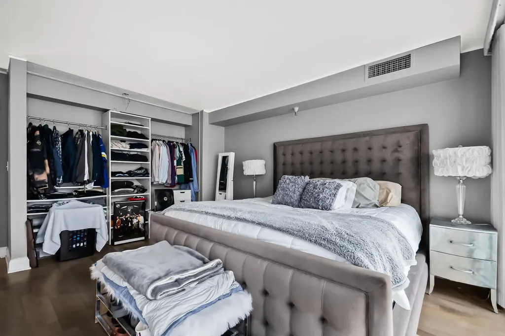 10 East Ontario Street Chicago IL 60611