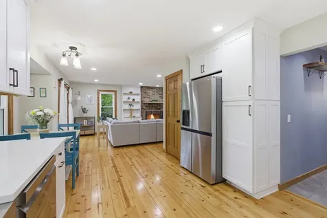4669 Kingsway N Gurnee IL 60031