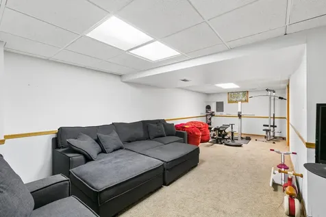 15931 Blackwater Court Tinley Park IL 60477