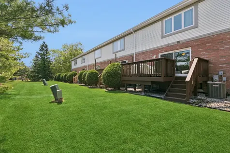 15931 Blackwater Court Tinley Park IL 60477