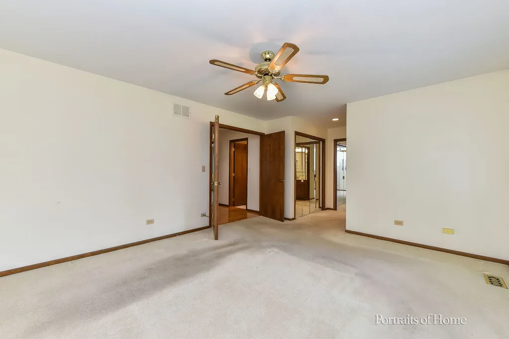 674 Honeysuckle Drive Naperville IL 60540