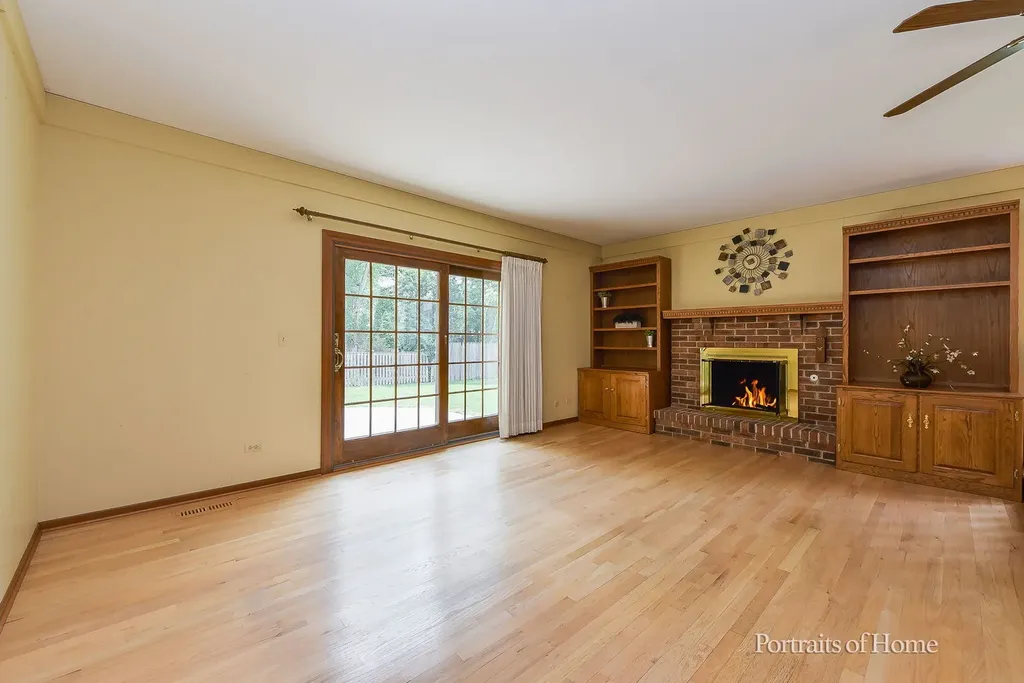 674 Honeysuckle Drive Naperville IL 60540