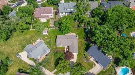 674 Honeysuckle Drive Naperville IL 60540