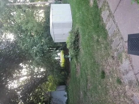 2066 38TH Street Rock Island IL 61201