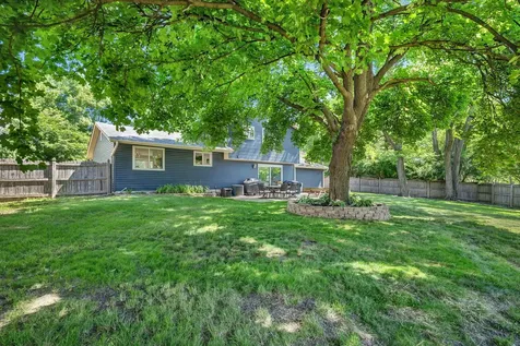 5 Assembly Court Bolingbrook IL 60440