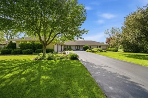 25730 North Eagle Drive Mundelein IL 60060