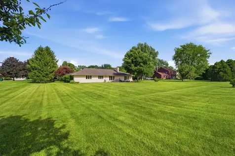 25730 North Eagle Drive Mundelein IL 60060
