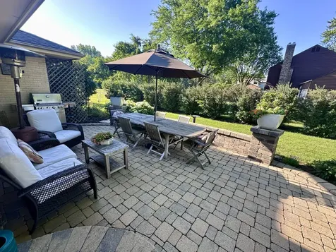 25730 North Eagle Drive Mundelein IL 60060
