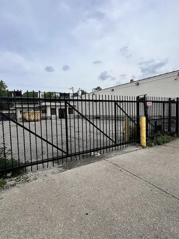 8229 South Cottage Grove Avenue Chicago IL 60619