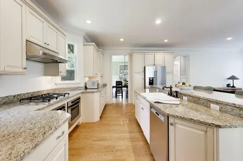 345 Madison Avenue Glencoe IL 60022