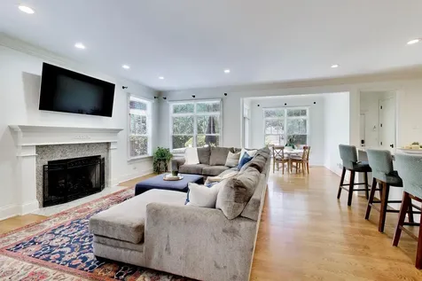 345 Madison Avenue Glencoe IL 60022