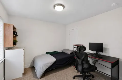533 College Avenue Dekalb IL 60115