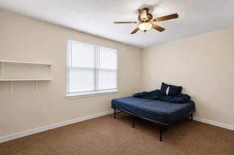 533 College Avenue Dekalb IL 60115