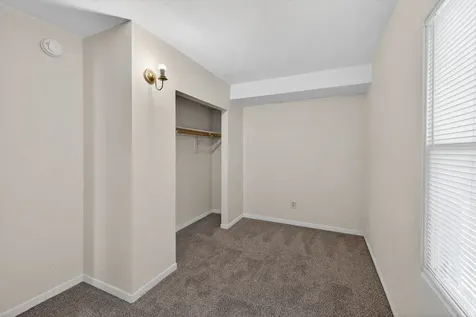 533 College Avenue Dekalb IL 60115