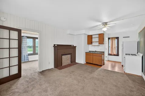 533 College Avenue Dekalb IL 60115