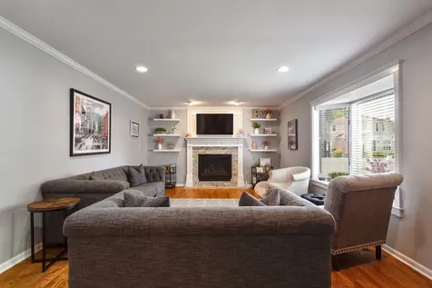 1129 Tamarack Lane Libertyville IL 60048