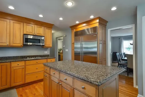1129 Tamarack Lane Libertyville IL 60048