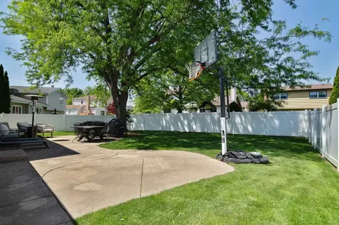 1129 Tamarack Lane Libertyville IL 60048