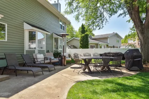 1129 Tamarack Lane Libertyville IL 60048