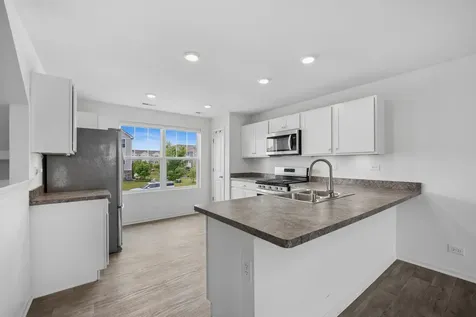 3824 Honeysuckle Lane Elgin IL 60124