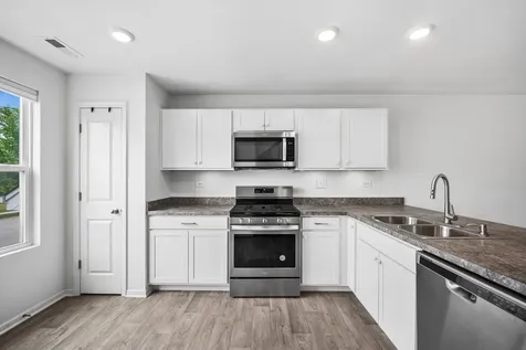 3824 Honeysuckle Lane Elgin IL 60124