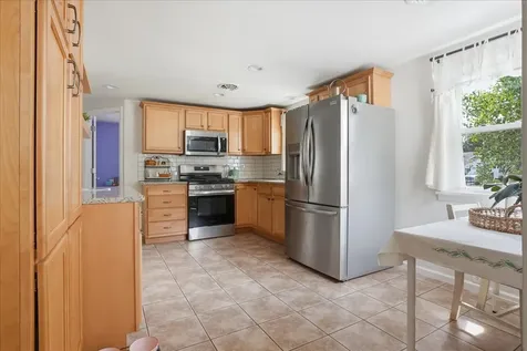 311 South 2nd Avenue Chenoa IL 61726