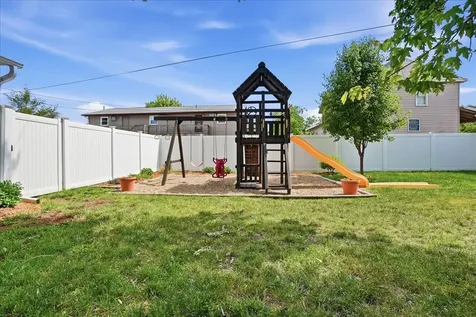 311 South 2nd Avenue Chenoa IL 61726