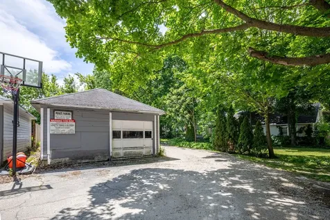 226 West Locust Street Dekalb IL 60115