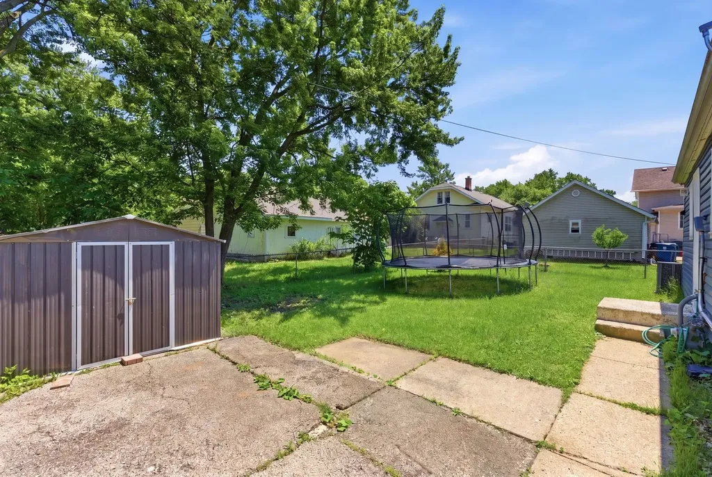 361 Trask Street Aurora IL 60505