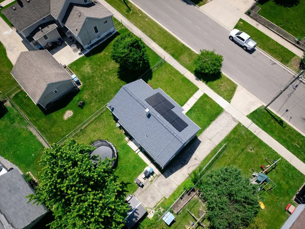 361 Trask Street Aurora IL 60505