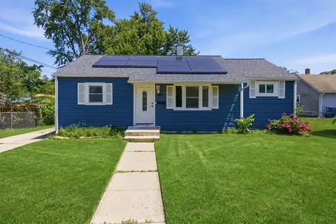 361 Trask Street Aurora IL 60505