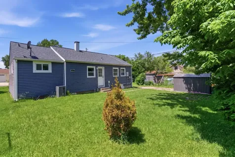 361 Trask Street Aurora IL 60505