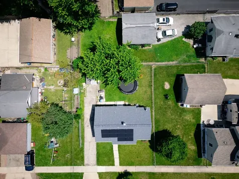 361 Trask Street Aurora IL 60505
