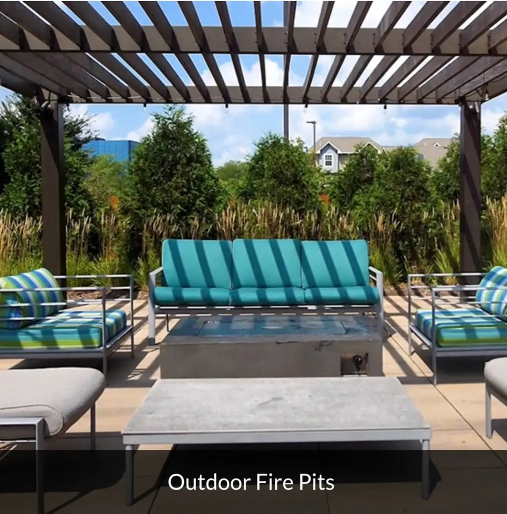 668 East Algonquin Road Schaumburg IL 60173