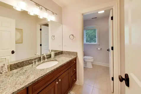 713 North Beverly Lane Arlington Heights IL 60004