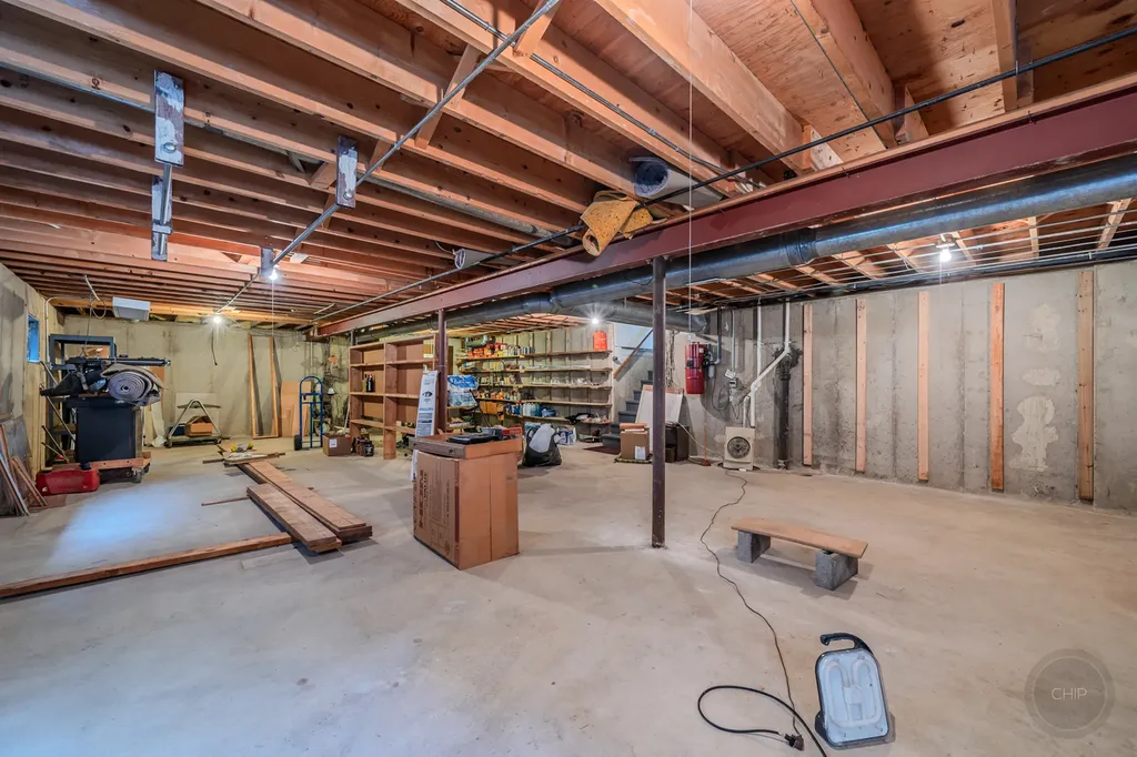 1046 East Amberwood Circle Naperville IL 60563