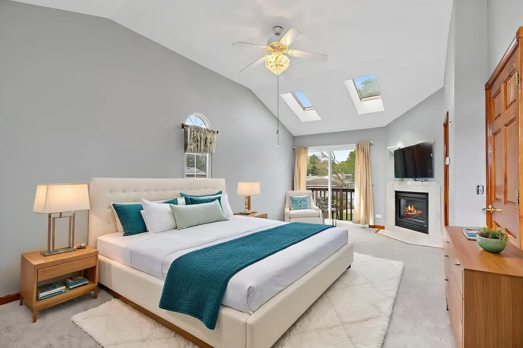 4403 Maple Court Rolling Meadows IL 60008
