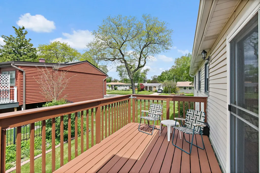 4403 Maple Court Rolling Meadows IL 60008