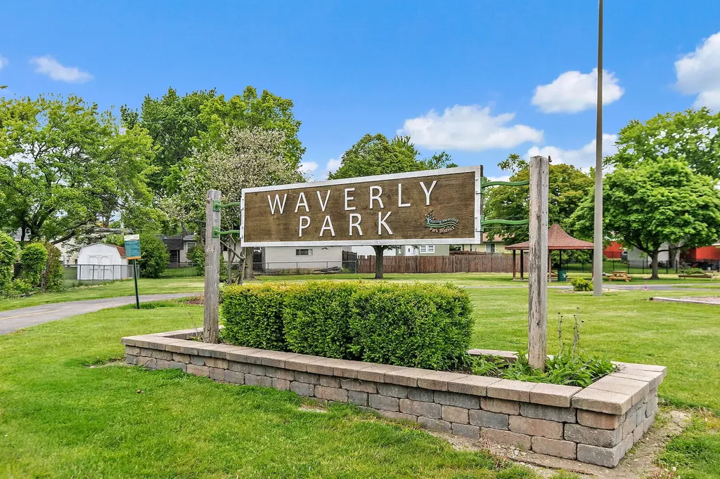 4403 Maple Court Rolling Meadows IL 60008