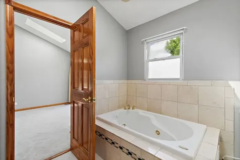 4403 Maple Court Rolling Meadows IL 60008