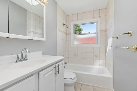 4403 Maple Court Rolling Meadows IL 60008