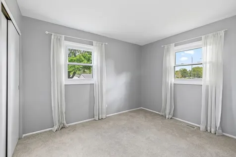 4403 Maple Court Rolling Meadows IL 60008