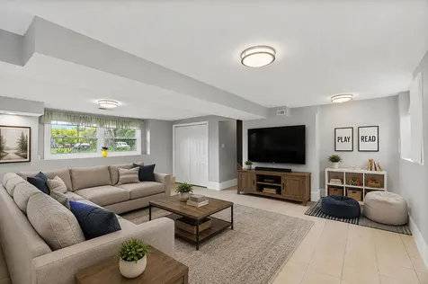 4403 Maple Court Rolling Meadows IL 60008
