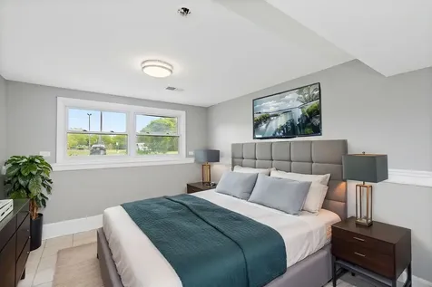 4403 Maple Court Rolling Meadows IL 60008