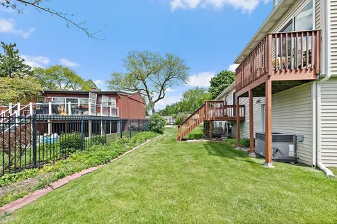 4403 Maple Court Rolling Meadows IL 60008
