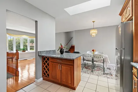 4403 Maple Court Rolling Meadows IL 60008